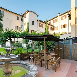 hostel-archi-rossi.it-tuscanyhotel.com/
